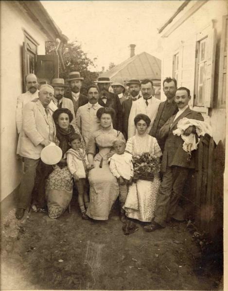 Семейный портрет, 1910-е, Екатеринославская губ., Павлоградский у., с. Синельниково