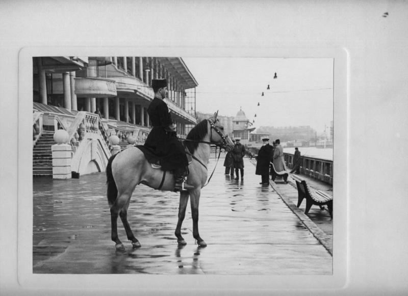 Всадник на Центральном Московском ипподроме, 1956 год, г. Москва. Выставка «По коням!» с этой фотографией.&nbsp;