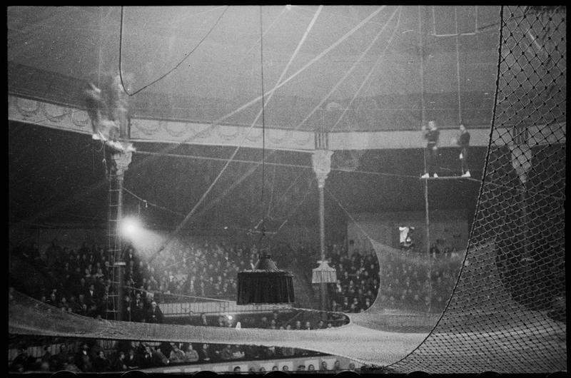 Цирк. Страховочная сетка, 1930 год, г. Москва