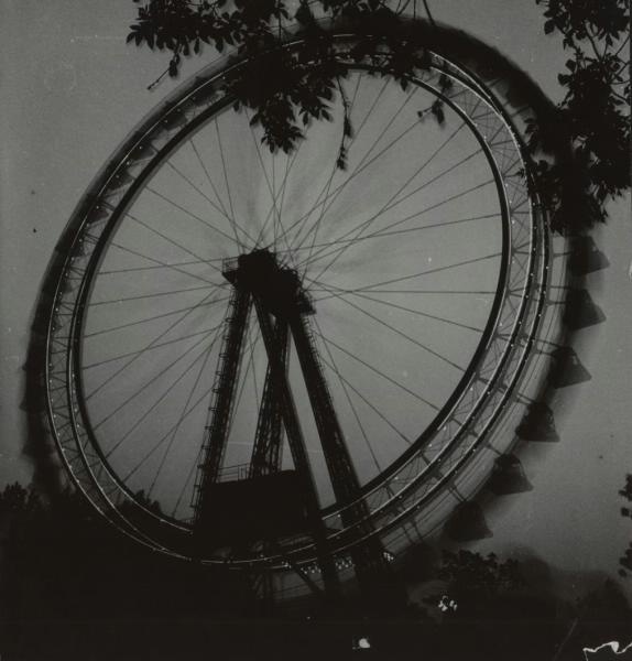 В парке. Колесо обозрения, 1960-е, г. Москва