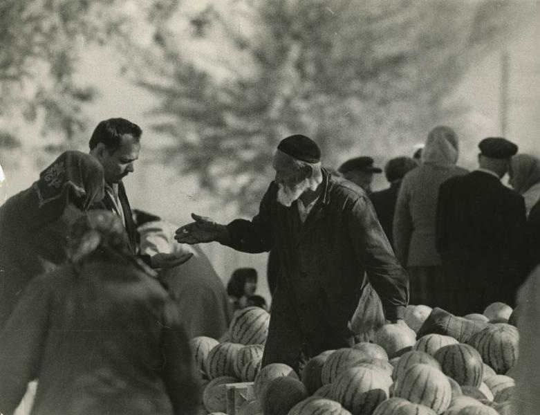 Торговец арбузами, 1966 - 1972, Узбекская ССР
