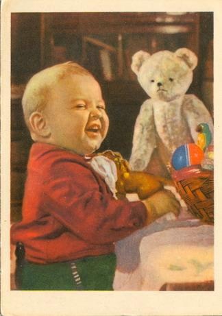 «Хорош Мишка!», 1955 год, г. Москва. Видео «Цветы жизни» и выставка «Дети и их медведи» с этой фотографией. 