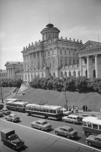 Дом пашкова старые фото