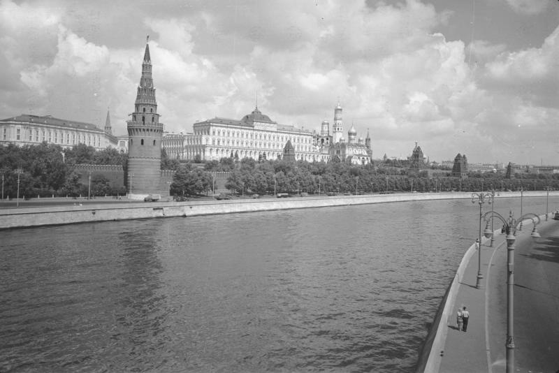 Московский Кремль и Москва-река, 1960-е, г. Москва