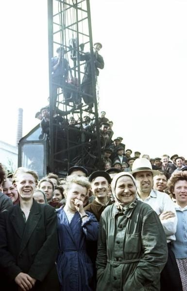 Шефское выступление артистов цирка на Новосибирском заводе сельскохозяйственных машин, 1961 год, г. Новосибирск