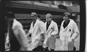 Без названия, 1969 - 1974, Московская обл., пгт. Протвино. Из серии «Институт физики высоких энергий в Протвино».В 1989 году поселок городского типа Протвино был преобразован в город областного подчинения.