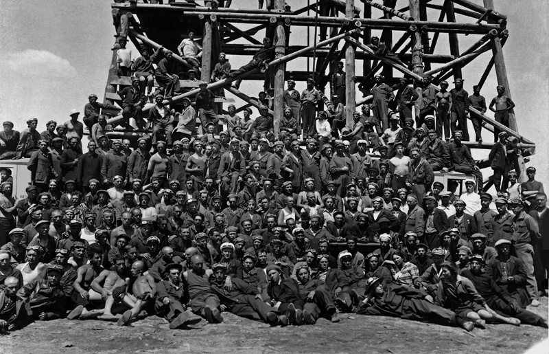 Коллектив зерносовхоза «Гигант», 1928 год, Северо-Кавказский край, зерносовхоз «Гигант»