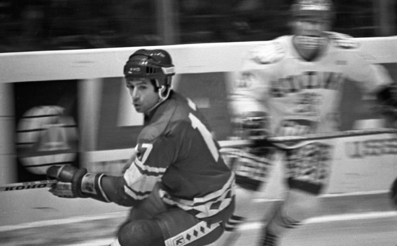 Валерий Харламов во время матча СССР – Финляндия, 1976 год, г. Москва