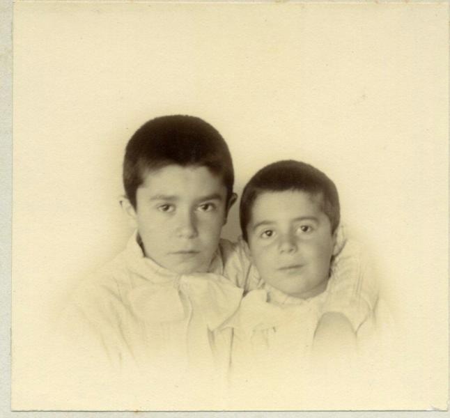 Погрудный портрет двух мальчиков, 1907 год