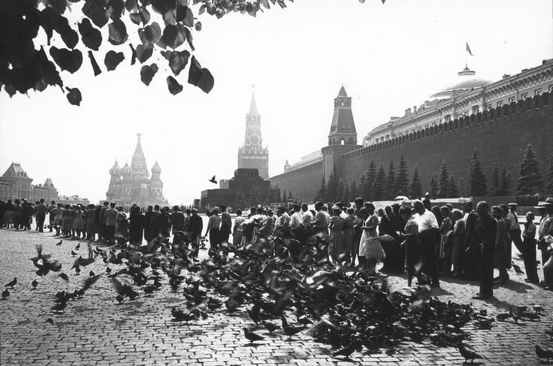 Очередь в Мавзолей, июнь - август 1954, г. Москва