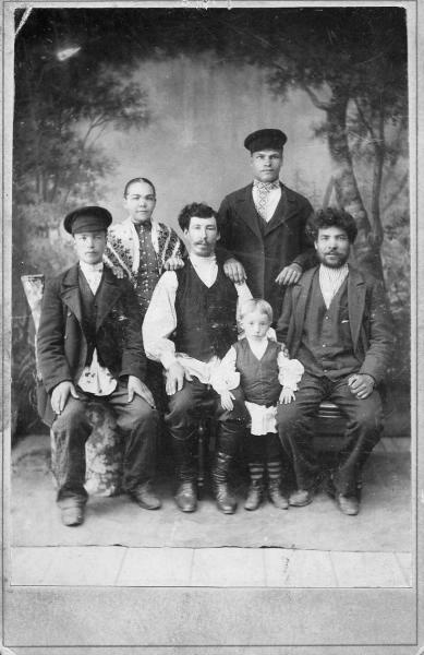 Семейный портрет, 1909 год, г. Москва