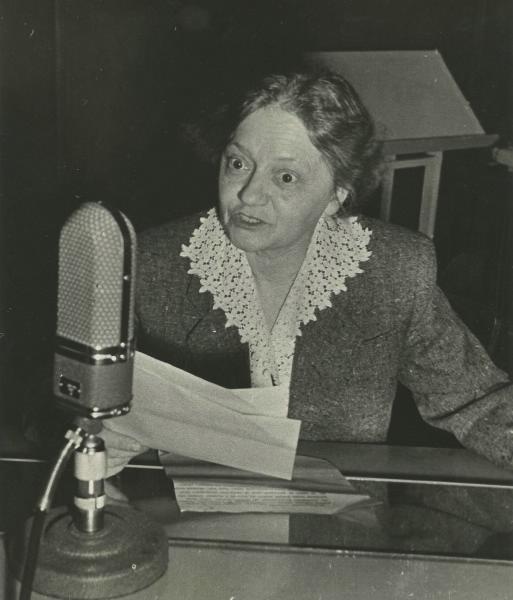 Актриса театра и кино Валентина Сперантова, 1957 год