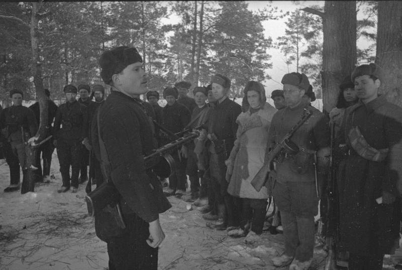 Партизаны, 1941 - 1945, СССР. Выставка «Партизаны» с этой фотографией.