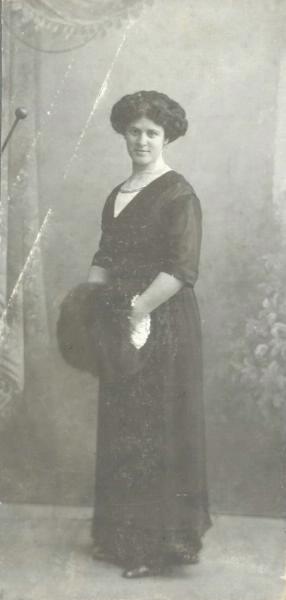 Женский портрет, 1911 год