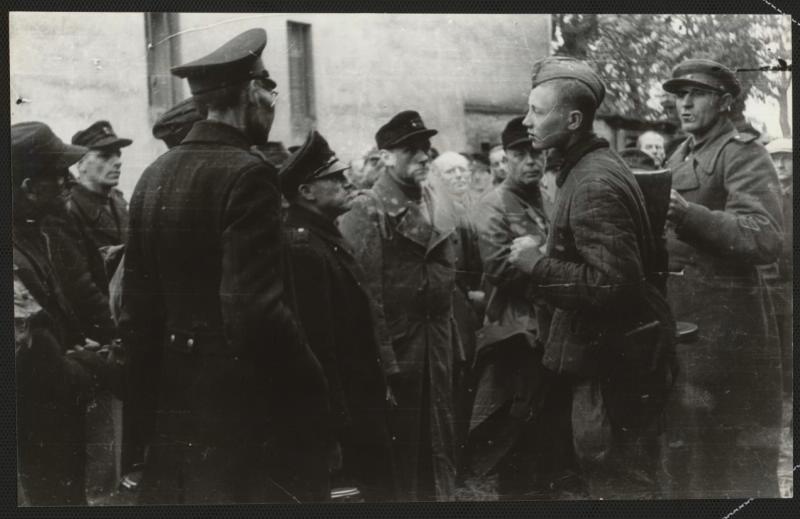 Без названия, 5 - 31 мая 1945, Чехословакия, г. Прага