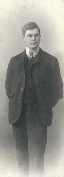 Портрет мужчины в пенсне, 1905 - 1909, г. Москва