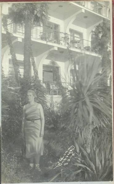 Портрет женщины, 8 сентября 1940, г. Сочи