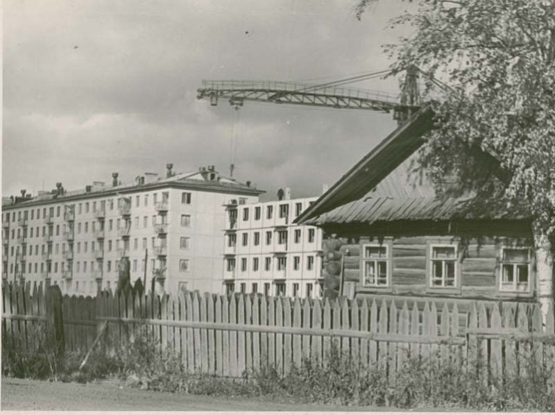 Строительство новых домов по бывшей улице Ленина (деревня Фроловское), сентябрь 1960, г. Череповец и Череповецкий район