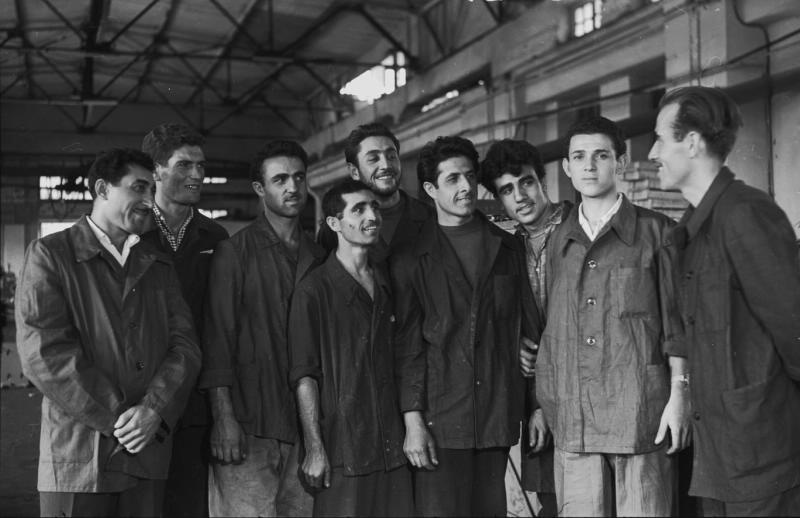 Работники станкостроительного завода им. Дзержинского, 1955 - 1965, Армянская ССР, г. Ереван
