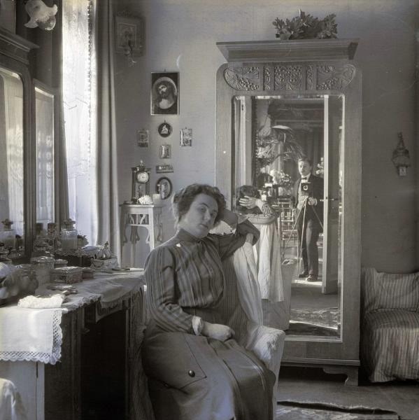 Артистка Вера Шувалова, 1911 год