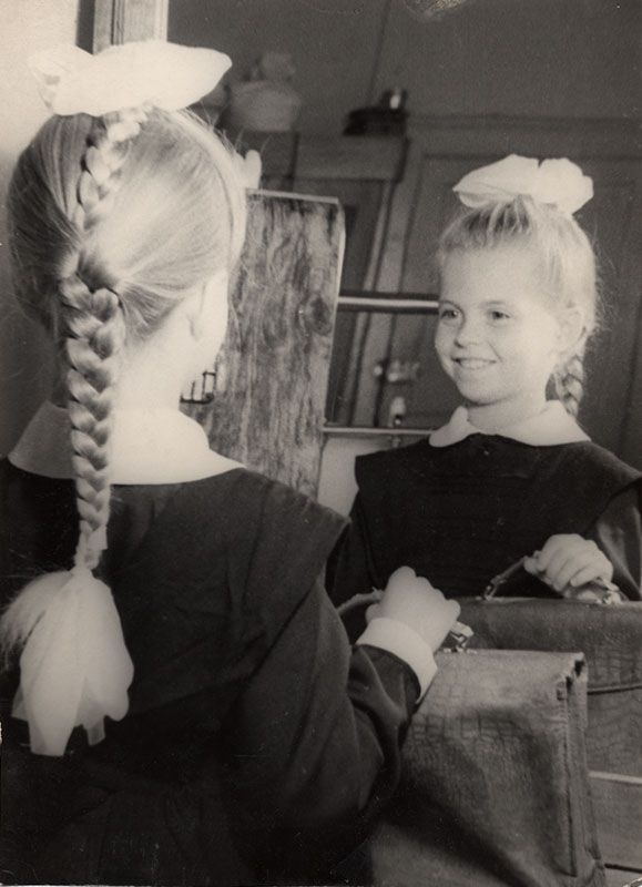 «Снова в школу!», сентябрь 1957, Владимирская обл., г. Муром. Выставки&nbsp;«Советские дети» и «СССР в 1957 году» с этой фотографией.