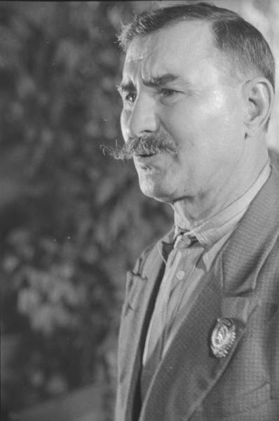 Обер-мастер орденоносец т. Зуев, 1937 год, г. Магнитогорск