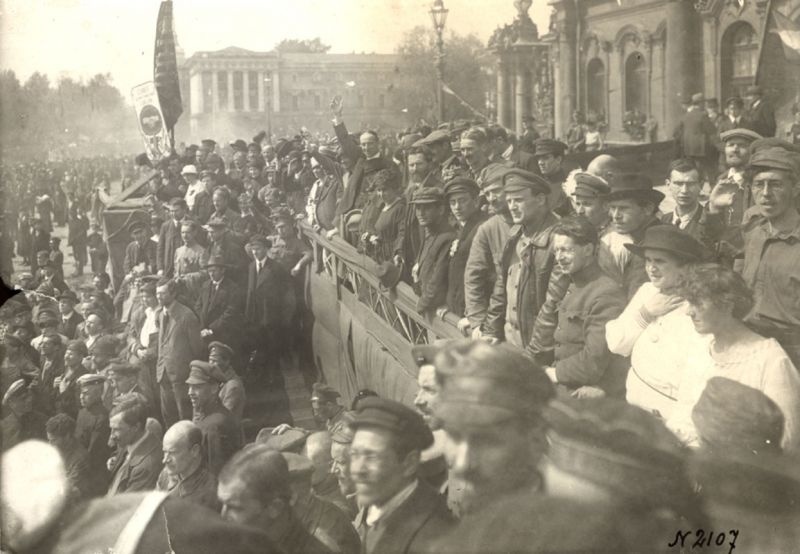 Картина 1918 год в петрограде год