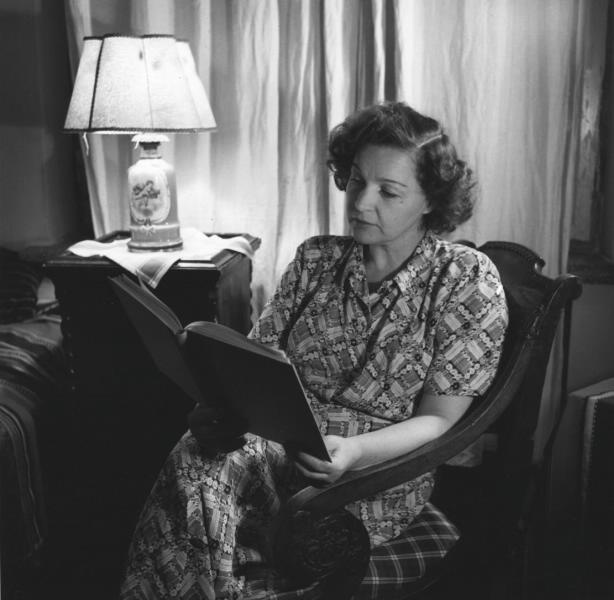Актриса Вера Петровна Марецкая, 1949 год