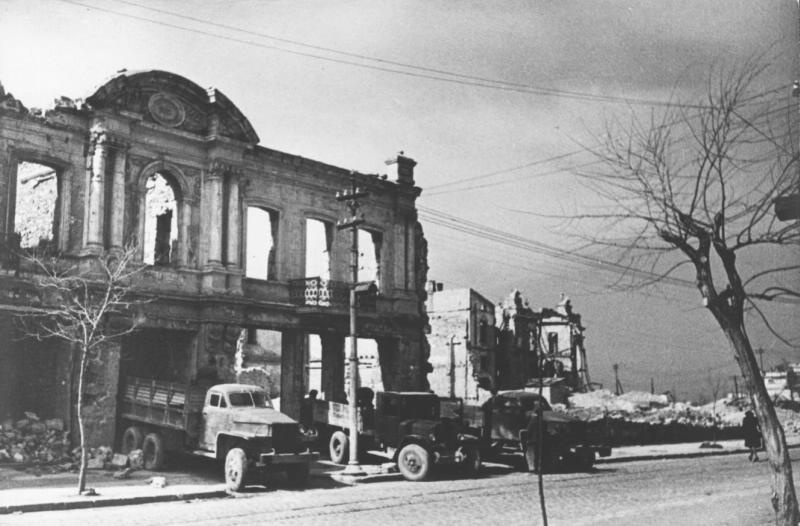 «Сталинград. 1942», 1942 год, г. Сталинград. С 1961 года – Волгоград.