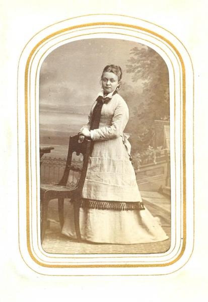 Софья Ивановна Артюхова, 15 апреля 1866, г. Курск. Из семейного альбома Артюховых.
