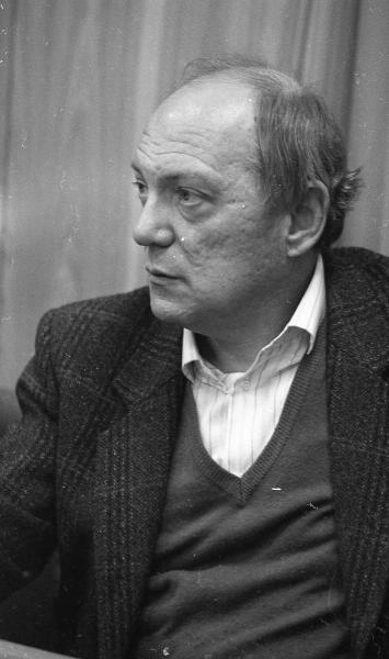 Анатолий Гладилин в редакции журнала «Юность», 1989 год, г. Москва