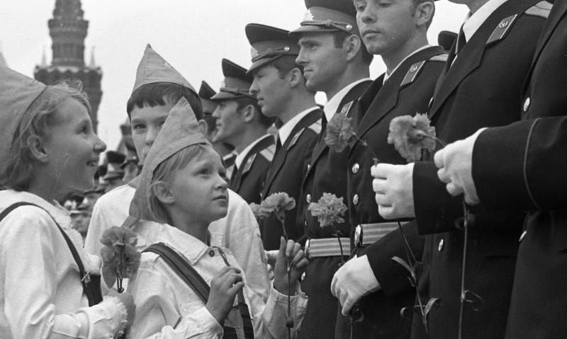 100-й выпуск Высшего общевойскового командного училища имени Верховного Совета РСФСР, 1977 год, г. Москва