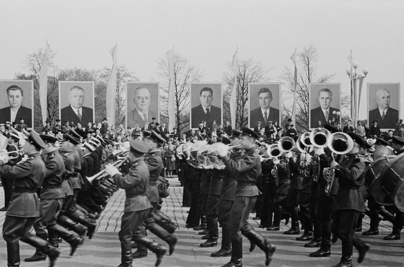 Майская демонстрация, 1955 - 1964, г. Калининград, пл. Победы