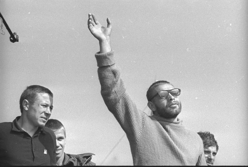 Студенты стройотряда МГУ, 1967 год, Архангельская обл., Соловецкий о.. Из серии «Студенческий отряд МГУ на Соловках».