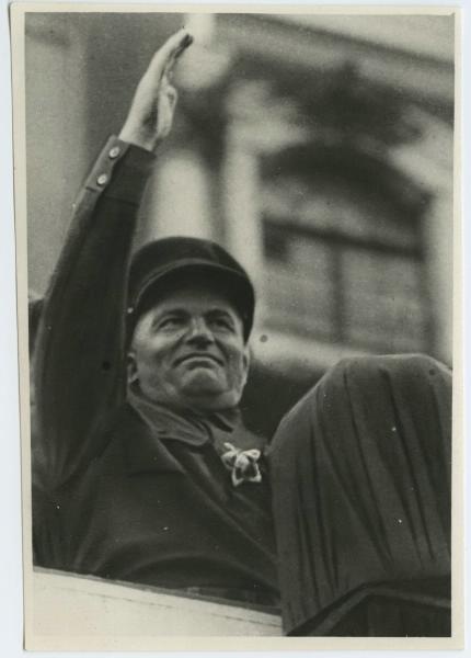 Сергей Киров на трибуне, 1 января 1930 - 1 декабря 1934