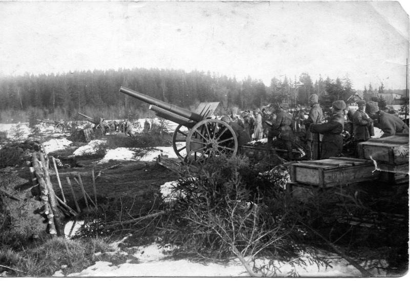 Обстрел кронштадтских фортов курсовой батареей, 12 марта 1921, г. Кронштадт. Видео «Кронштадт-1921» с этой фотографией.