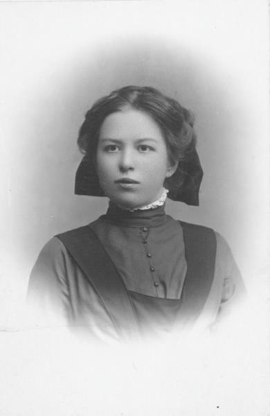 Портрет гимназистки, 1912 год, Владимирская губ., г. Шуя
