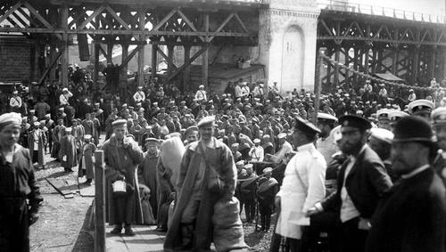 Партия заключенных на пересылке в Одессе, 1905 - 1906, г. Одесса, Украина