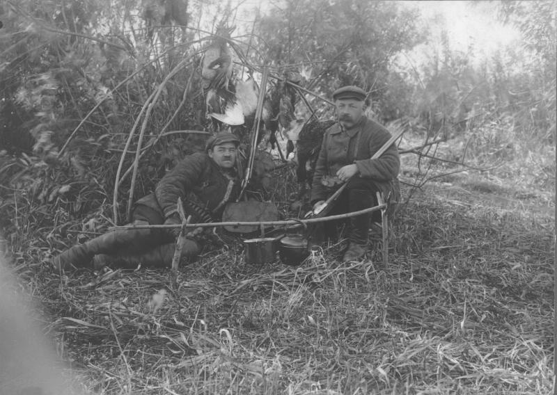 Охотники на привале, 1907 - 1915