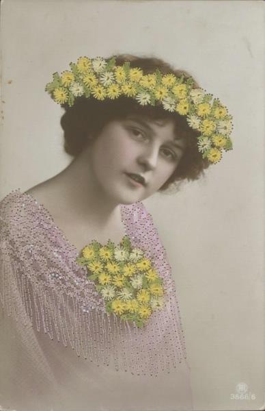 Девушка в венке, 1910-е