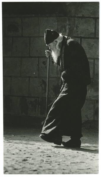Старый монах, 1970-е. Выставка «Монахи» с этой фотографией.