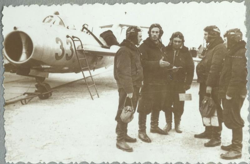 Групповой портрет летчиков, 1970-е