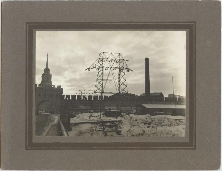 Мачты электропередачи «Nekuc» около Кремля, 1930 год, г. Тула