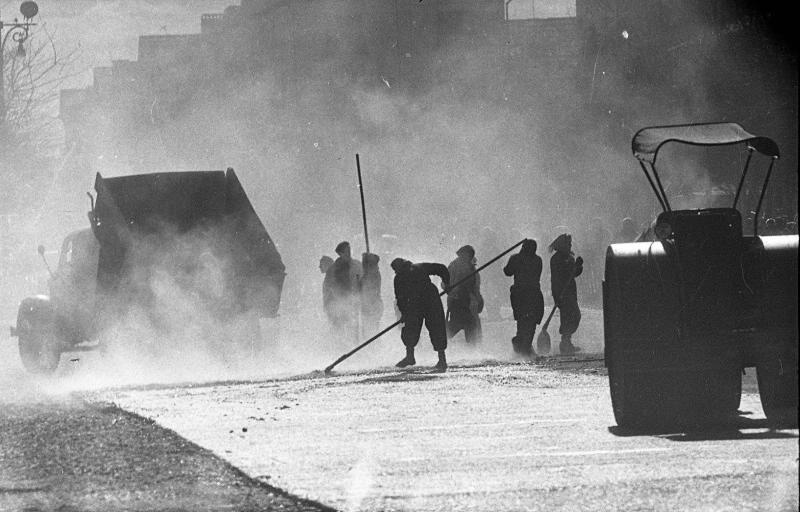 Укладка асфальта, 1963 год