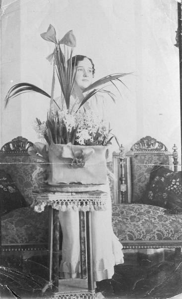 Женский портрет, 1915 - 1918