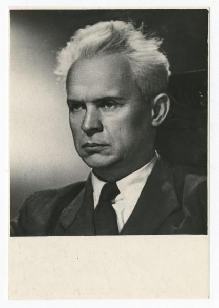Александр Довженко, 1949 год