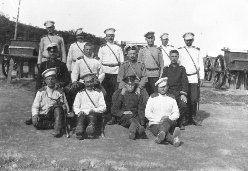 Русско-японская война. Групповой портрет военных, 27 января 1904 - 27 августа 1905, г. Владивосток (?)