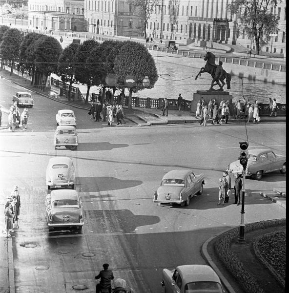 Аничков мост, 1966 год, г. Ленинград. Невский проспект.