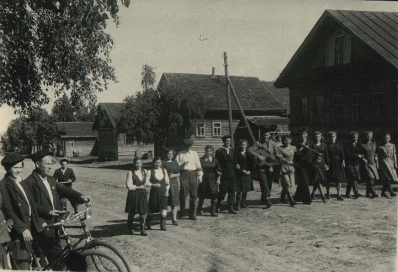 Выходной день в деревне, 1949 год, Вологодская обл., Череповецкий р-н. 