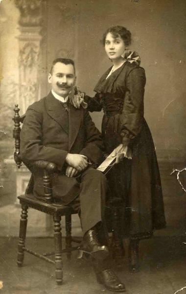 Портрет мужчины и девушки, 1910-е